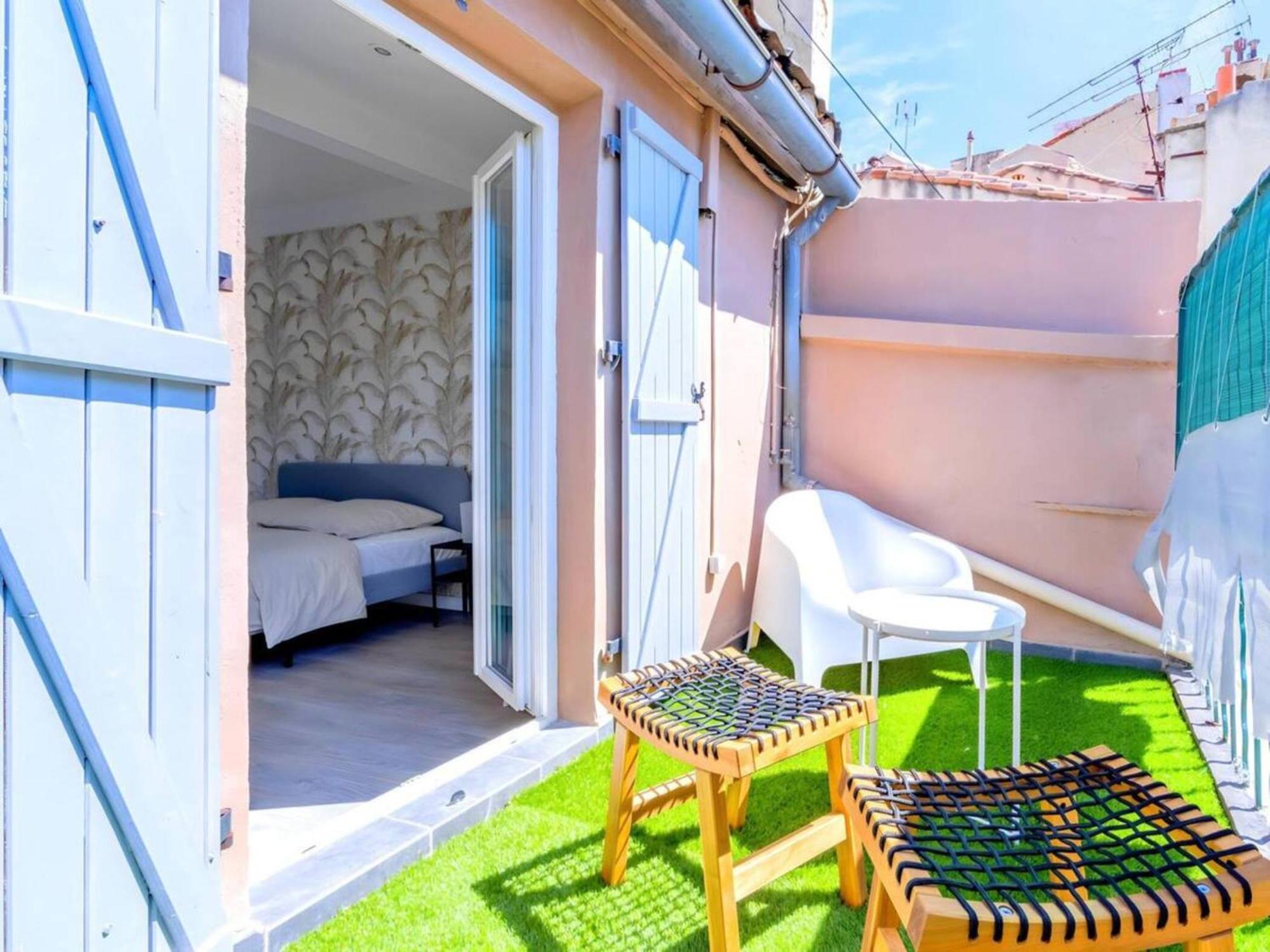 Escapade Vieux-port Balneo Cine-terrasse By Weekome